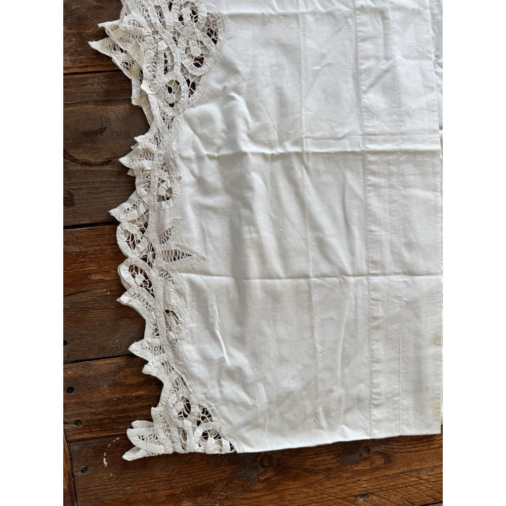Vintage Lacey Lace Valance Set Of 2 Cottage Farmhouse Grandma Cute Curtains